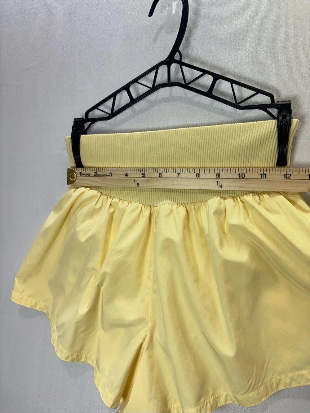 Free People FP Movement Women’s Yellow Athletic Shorts XS Activewear
